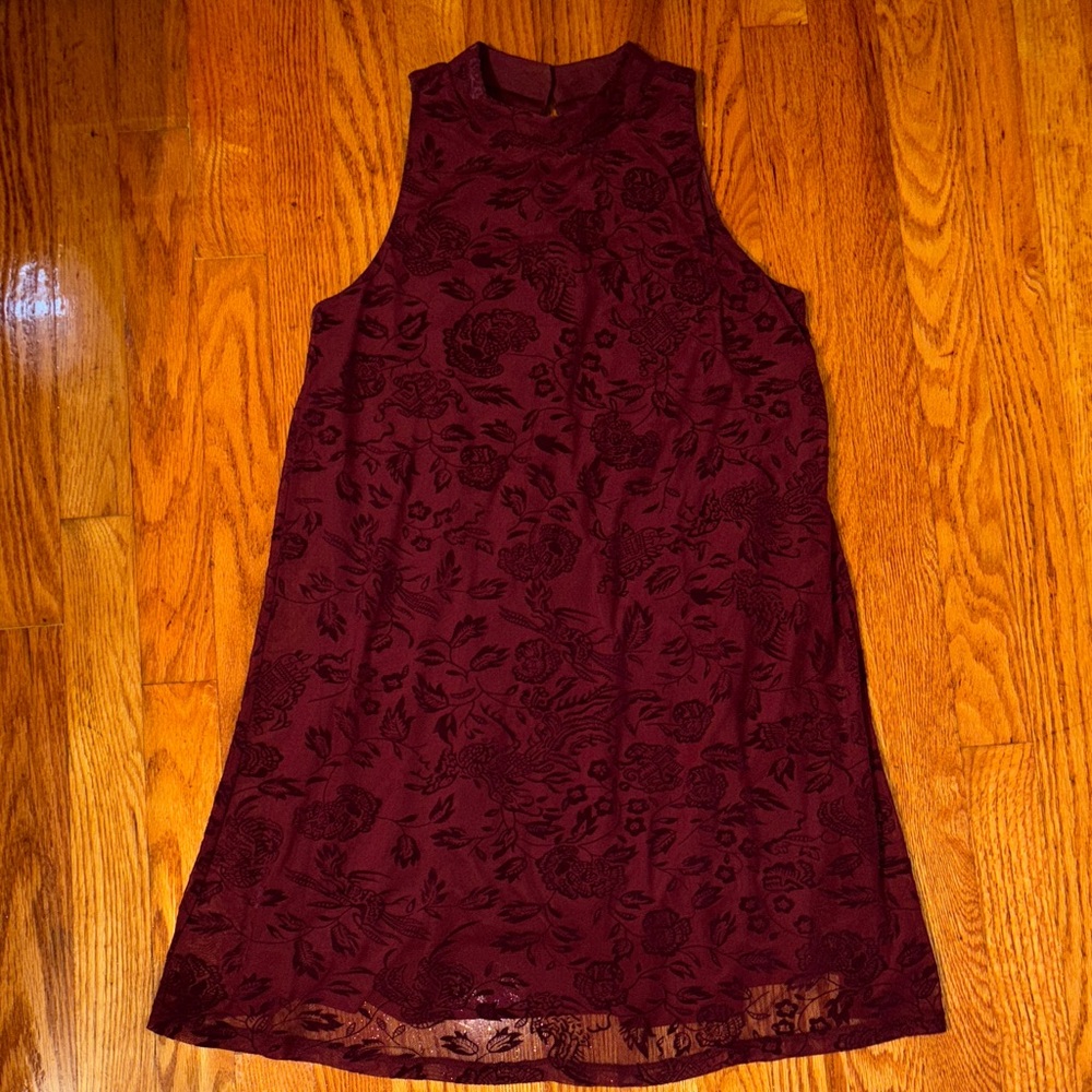 Elegant Burgundy Sleeveless Dress